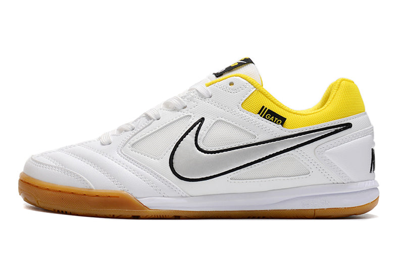 NIKE SUPREME x SB GATO - FUTSAL