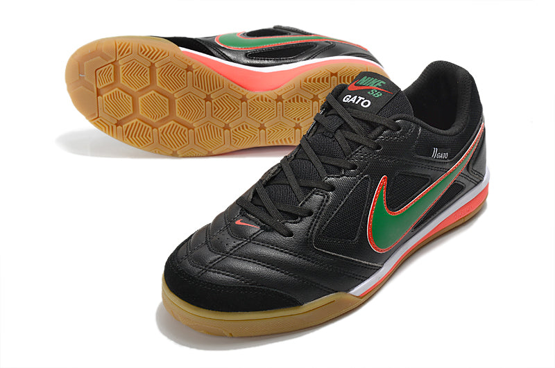 NIKE SUPREME x SB GATO - FUTSAL