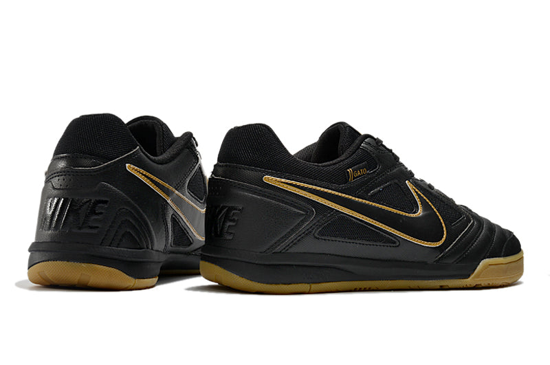NIKE SUPREME x SB GATO - FUTSAL
