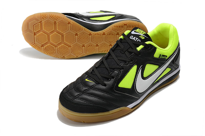 NIKE SUPREME x SB GATO - FUTSAL