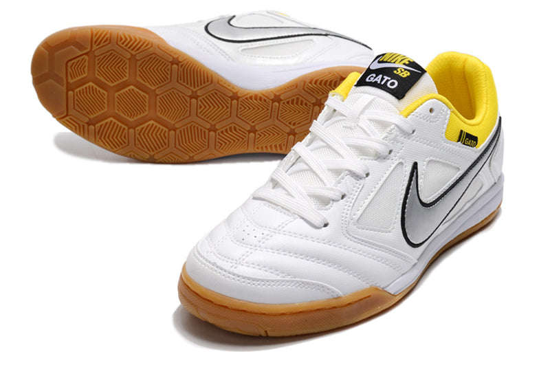 NIKE SUPREME x SB GATO - FUTSAL