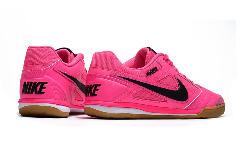 NIKE SUPREME x SB GATO - FUTSAL