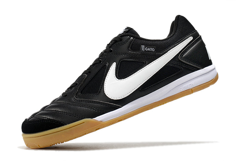 NIKE SUPREME x SB GATO - FUTSAL
