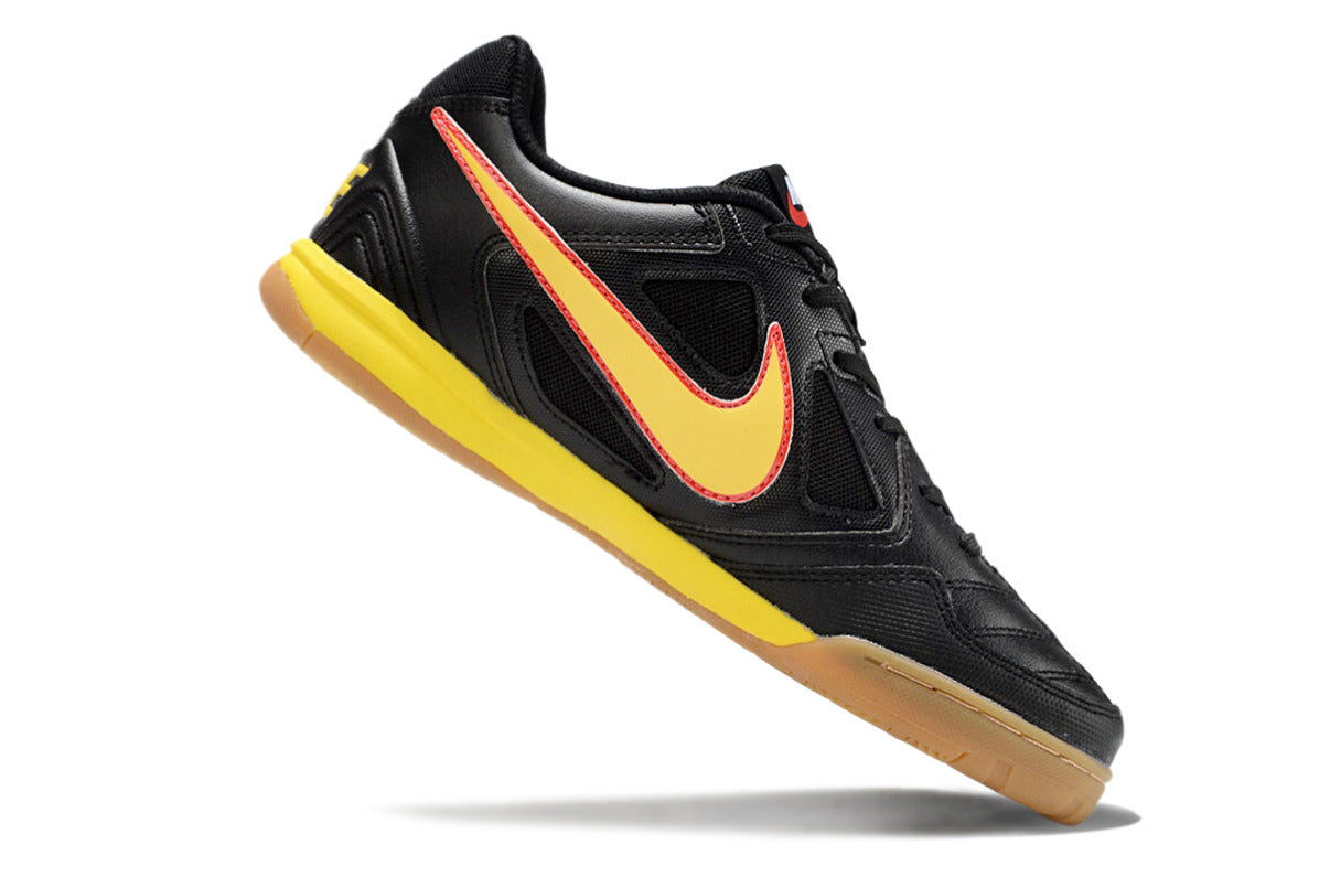 NIKE SUPREME x SB GATO - FUTSAL