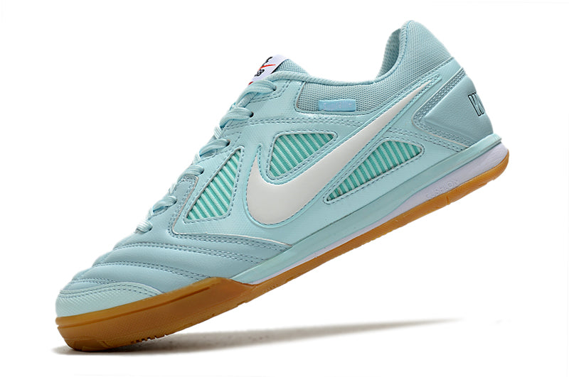 NIKE SUPREME x SB GATO - FUTSAL