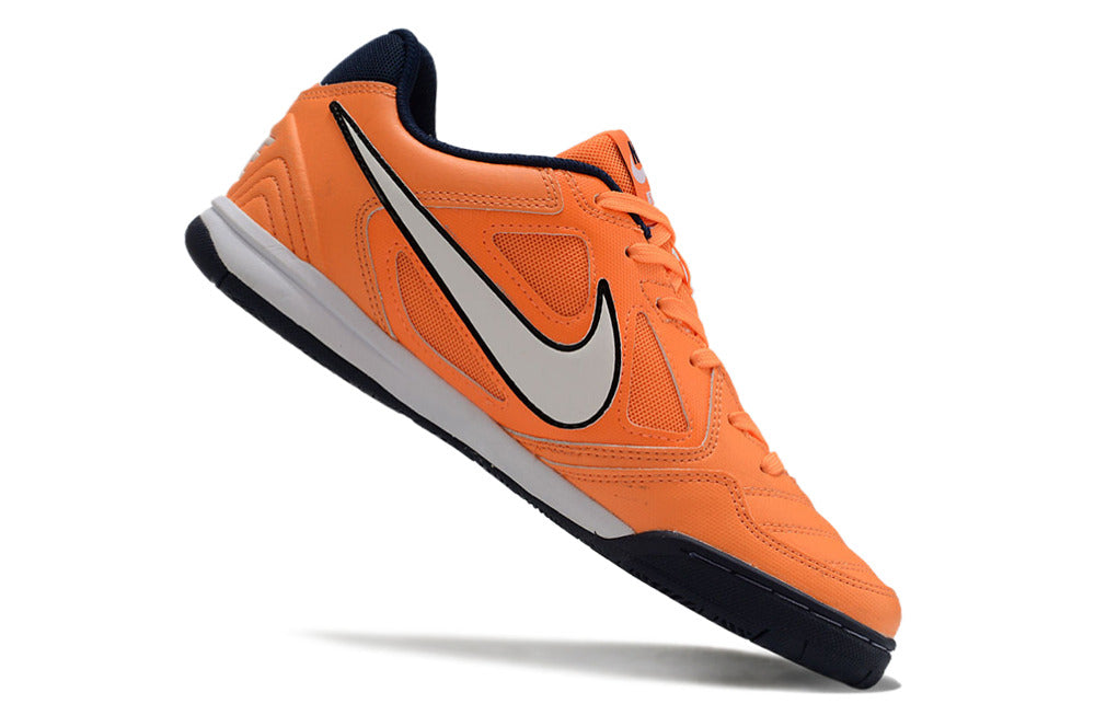 NIKE SUPREME x SB GATO - FUTSAL