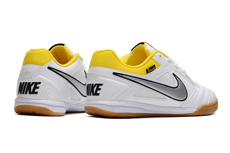 NIKE SUPREME x SB GATO - FUTSAL