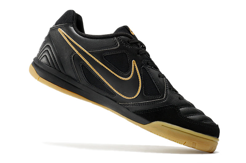 NIKE SUPREME x SB GATO - FUTSAL