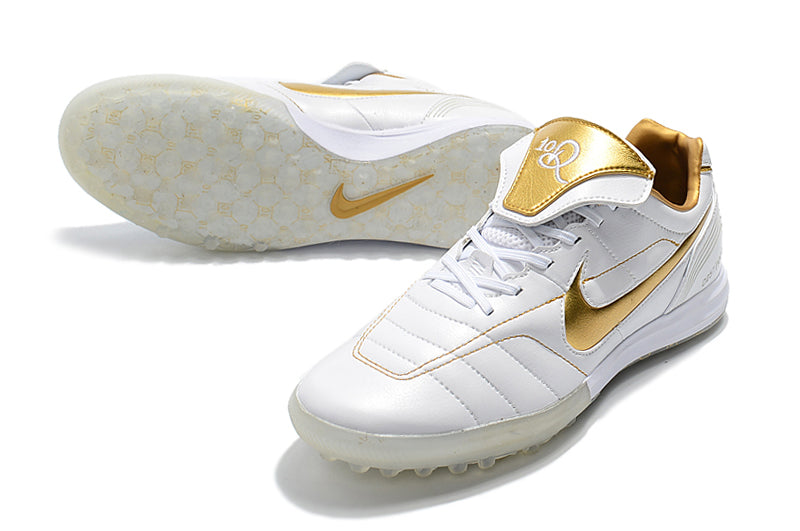 NIKE TIEMPO LEGEND 7 R10 - SOCIETY