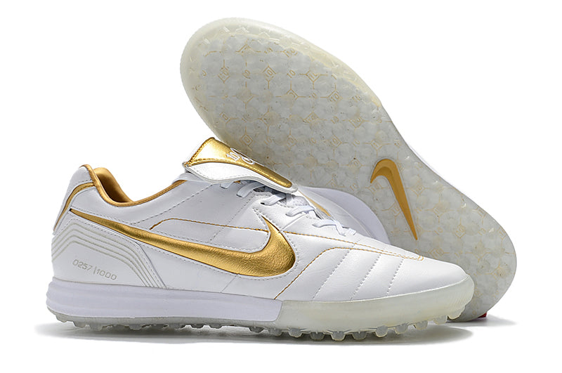 NIKE TIEMPO LEGEND 7 R10 - SOCIETY