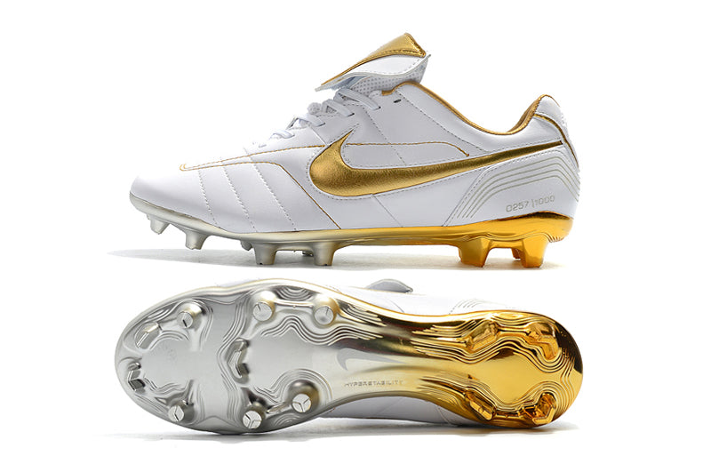 NIKE TIEMPO LEGEND 7 R10 - CAMPO