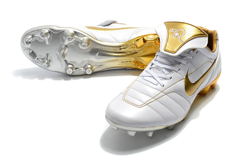 NIKE TIEMPO LEGEND 7 R10 - CAMPO